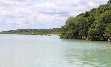 LAGUNA BACALAR