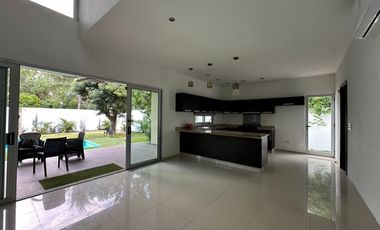 SE RENTA CASA RESIDENCIAL CAMPESTRE CANCUN