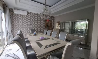 Rumah mewah disewakan area kuningan jakarta selatan ada kolam renang dan full furnished dari davinci