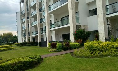 PARAISO COUNTRY CLUB CUERNAVACA, HERMOSO DEPA AMUEBLADO