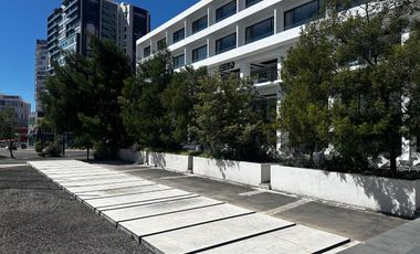 Oficinas Nuevas en Centro de Negocios con Recepción a Doble Altura, Coworking y Valet Parking sin Costo