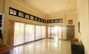 Rumah dan toko pinggir jalan Panjitilar negara