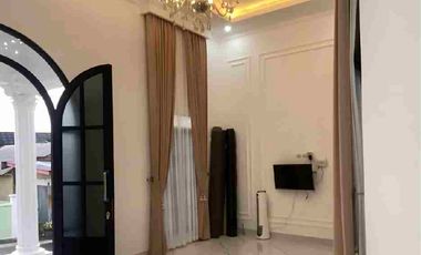 RUMAH MEWAH DI KALSEL LOKASI STRATEGIS