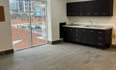 OFICINA de 250 METROS SOBRE LAZARO CARDENAS 9 CAJONES ESTAC INCLUIDOS CON PRIVADOS Y SALA DE JUNTAS