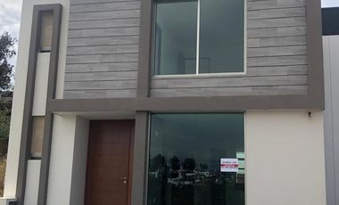 ESTRENA CASA AMPLIA DE 4 RECAMARAS Y 4 BAÑOS COMPLETOS EN RIO ALTOZANO