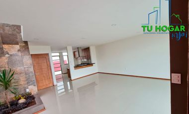 ESTRENA CASA AMPLIA DE 4 RECAMARAS Y 4 BAÑOS COMPLETOS EN RIO ALTOZANO