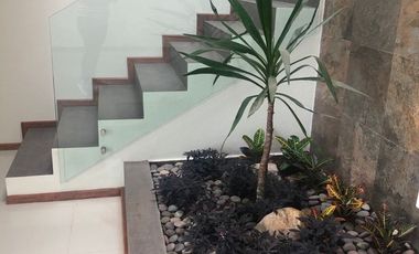 ESTRENA CASA AMPLIA DE 4 RECAMARAS Y 4 BAÑOS COMPLETOS EN RIO ALTOZANO