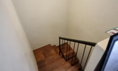 Casa remodelada 4D, 2 pisos, Barrio Residencial