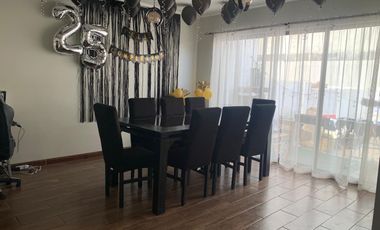 Casa remodelada 4D, 2 pisos, Barrio Residencial