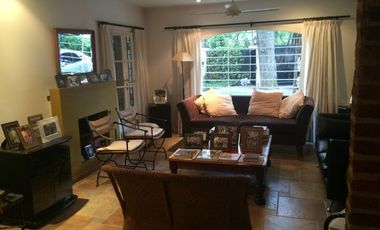Chalet de calidad en dos Plantas en zona redencial