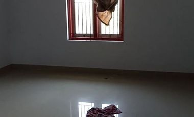 Rumah kantor 7 kamar tidur 2 gudang lokasi strategis Indramayu