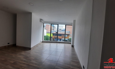oficina en arriendo en poblado. Cod A4000