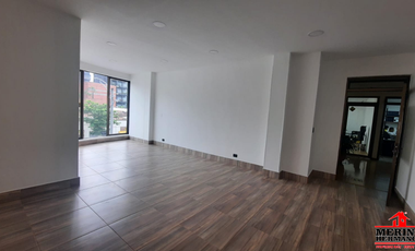 oficina en arriendo en poblado. Cod A4000