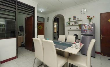 Rumah LT 157 SHM 14 Menit ke The Park Pejaten Dibantu KPR J-40181