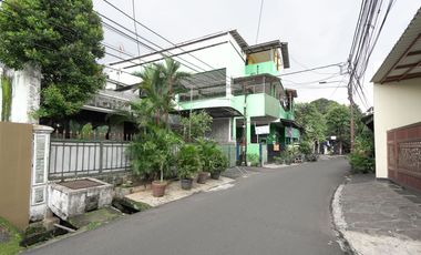 Rumah LT 157 SHM 14 Menit ke The Park Pejaten Dibantu KPR J-40181