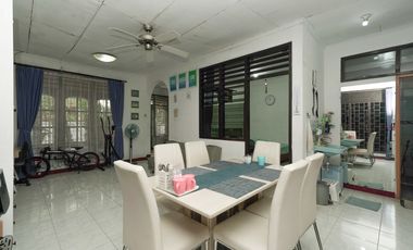 Rumah LT 157 SHM 14 Menit ke The Park Pejaten Dibantu KPR J-40181