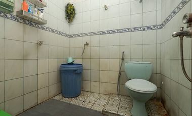 Rumah LT 157 SHM 14 Menit ke The Park Pejaten Dibantu KPR J-40181