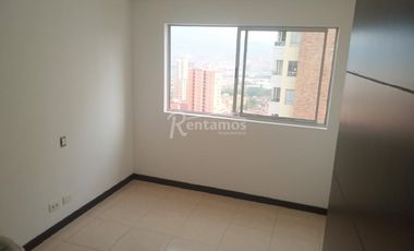 apartamento en arriendo en loma linda. Cod A776684