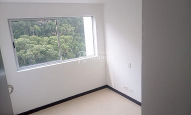 apartamento en arriendo en loma linda. Cod A776684