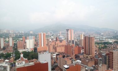 apartamento en arriendo en loma linda. Cod A776684