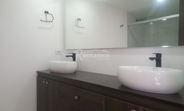apartamento en arriendo en loma linda. Cod A776684