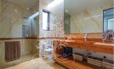 ESPECTACULAR RESIDENCIA EN VENTA EN BOSQUE REAL!