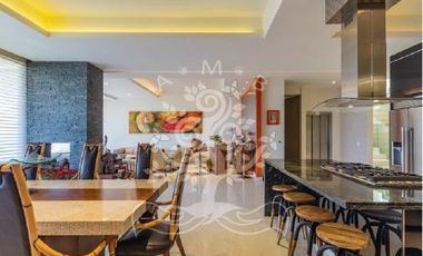 ESPECTACULAR RESIDENCIA EN VENTA EN BOSQUE REAL!