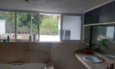 Venta de Casa Totalmente Remodelada en Fracc. Club Deportivo