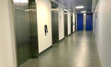 Oficina en Arriendo en Los Conquistadores / Torre Santa Maria / Providencia
