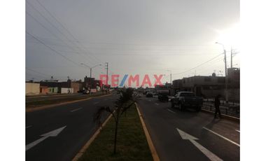 Alquilo Terreno En Ubicacion Estrategica / A 80 M. De Av. Juan Pablo Y 300 M. De Evitamiento