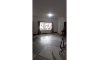 Casa Dúplex Local en Arriendo Medellín sector Laureles