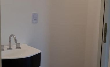 Vende Monoambiente 38 m2, a Estrenar en El Centro de Moreno, Calle Posadas