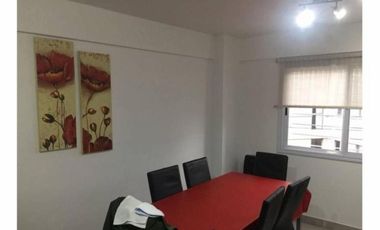 IMPECABLE DEPARTAMENTO DE 2 AMB CON COCHERA EN EXCELENTE ZONA