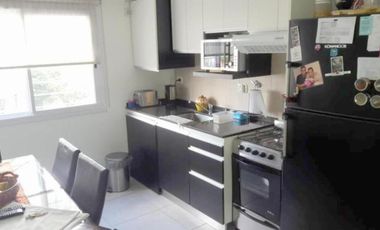 IMPECABLE DEPARTAMENTO DE 2 AMB CON COCHERA EN EXCELENTE ZONA