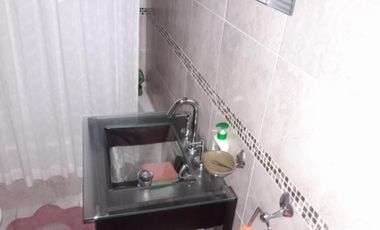 IMPECABLE DEPARTAMENTO DE 2 AMB CON COCHERA EN EXCELENTE ZONA