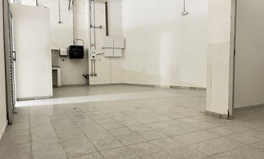 COD. 572 - SE ARRIENDA LOCAL - BARRIO: SAN CARLOS