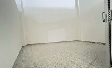 COD. 572 - SE ARRIENDA LOCAL - BARRIO: SAN CARLOS