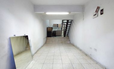 casa-local en venta en la playa. Cod V29841