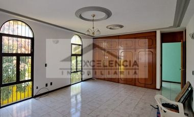 SE VENDE CASA EN CHAPULTEPEC ORIENTE (OPCIONAL A VENTA)