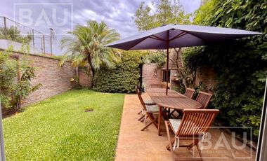 BAU PROPIEDADES: Increíble tríplex de 5 ambientes con jardín y terraza en Olivos!
