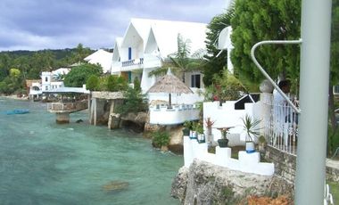 FEUDAL VILLA SEASHORE FOR SALE/RENT inside EL PARADISO Beach Resort, Tingko, Guiwang, Alcoy Cebu Philippines
