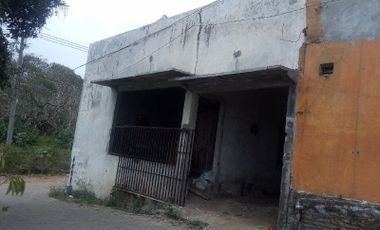 Rumah Second Hook Pinggir Jalan Siap Huni Karangploso Malang