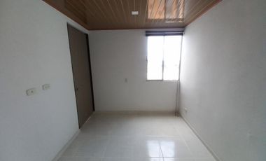 apartamento en arriendo en arboleda campestre yarumo piso 7 sin ascensor. Cod A13195