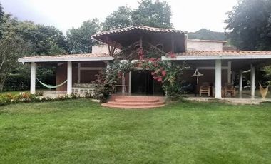 finca en venta en cancha buga. Cod V13212
