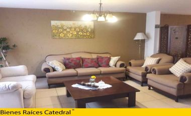 Casa de venta en Ricaurte – código:14019