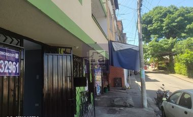COD. 11001 - SE ARRIENDA LOCAL - BARRIO:  SANTA ANA