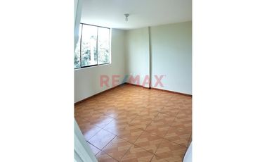 Se Vende Dpto. Con Vista Al Parque El Alamo En El Callao