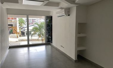 SE VENDE LOCAL EN EL CANGREJO PUNTO ESTRATEGICO -I.G.