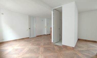 apartamento en arriendo en poblado campestre. Cod A117416