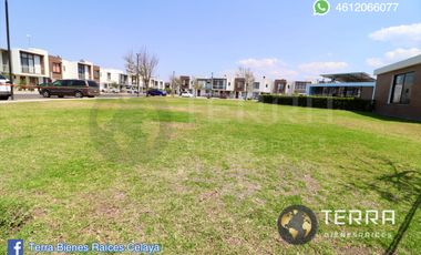 VENTA Casa  con Terreno Excedente, Amplia y Equipada en Cto Monarca, Fracc.  Alt